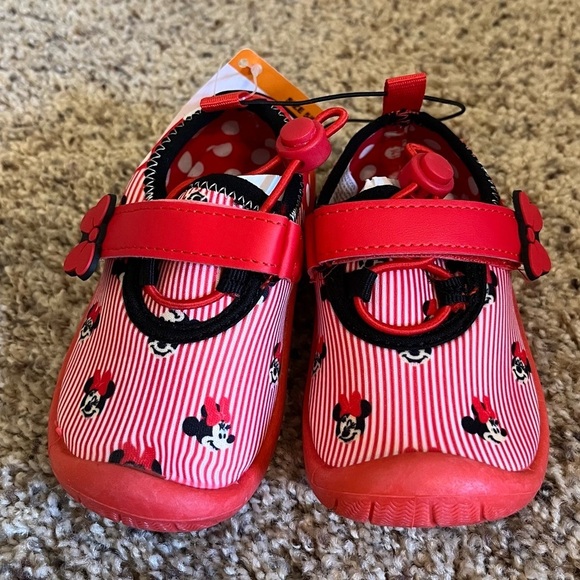 NWT Minnie Mouse Toddler Girls Quick-Drying Water Shoe Size 5/6 - Picture 4 of 8